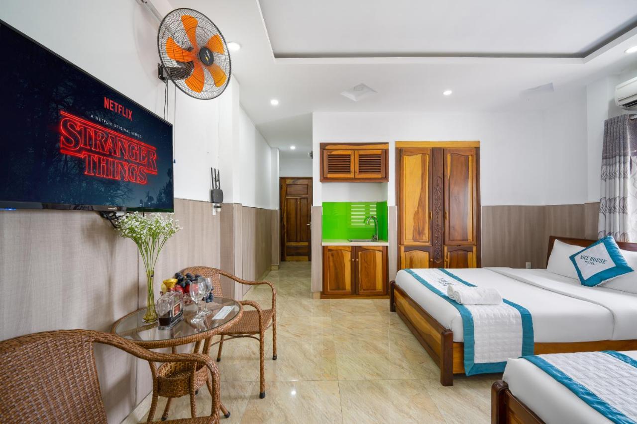 Nice House Hotel - Near My Khe Beach 岘港 外观 照片